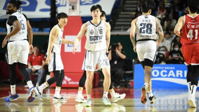 '이정현 34점' 프로농구 소노, SK 격파…삼성은 4연속 꼴찌 확정(종합)