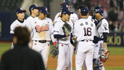 프로야구 두산, 롯데와 난타전 끝에 승리…일요일 17연패 '끝'