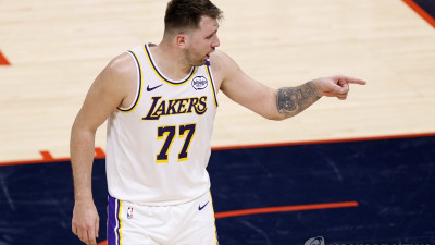 MVP 후보 1순위 압도한 돈치치…NBA 레이커스, 승률 1위팀 완파