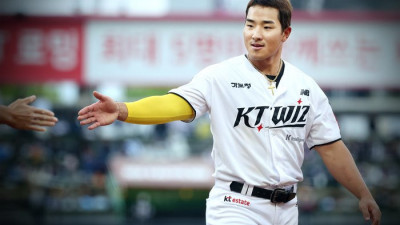 ‘평균 비거리’ 137ｍ→‘괴력 신예’ KT 안현민, 32년 만에 홈런더비 ‘신인 우승자’로 이름 올릴까 [SS시선집중]