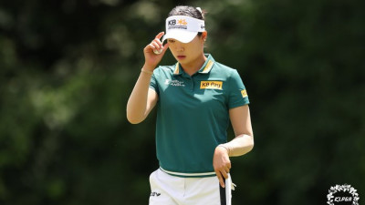 그린적중률 80.56% ‘장타퀸’ 방신실 대역전극으로 시즌 2승 “아이언 로프트 높인 효과 봤죠”[SS 스타]