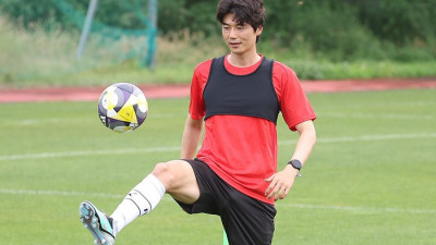 기성용 포항 ‘데뷔전’ 가능성에 전석 ‘매진’…포항, 홈에서 전북 ‘무패 행진’ 멈춰 세우나
