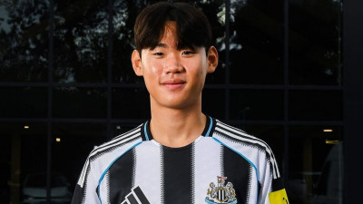 18살 윙어 박승수, EPL 뉴캐슬 입단