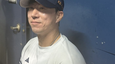 ‘브라보, 나의 야구 인생아’ 최고령 승리투수 된 42세 맏형 “할 수 있다 되뇌어, 송진우가 목표” [SS시선집중]