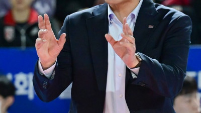 스포츠윤리센터, ‘코치 폭행 혐의’ 김종민 감독 징계 요구…이달 중 KOVO 상벌위 연다