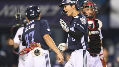 ‘홈런 3방’! 두산, LG 10-8로 제압…LG 하루 만에 1위 내줄 위기 [SS잠실in]