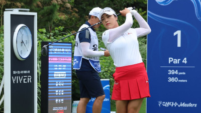 LPGA 투어 도전에서 슬럼프 겪고 있는 윤이나, 제주도에서 반등 계기 마련하나…제주 삼다수 마스터스 2라운드까지 ‘노보기’ 14언더파로 단독 선두 질주