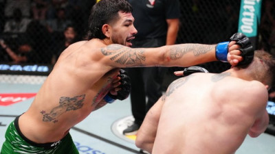 UFC 미들급 새챔프 치마예프에게 도전장을 내민 에르난데스,  치마예프를 익사시키겠다!