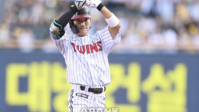 LG, 신민재 ‘제외’→천성호 ‘1번’ 출전 이유는? 염갈량 “단순 근육 뭉침, 천성호 잘해주고 있으니까” [SS잠실in]