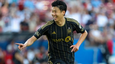 ‘美친 프리킥’ 손흥민 환상 데뷔골, 기회창출도 6회 ‘최다’ MLS 정복 본격화…LAFC, 댈러스와 1-1 무승부