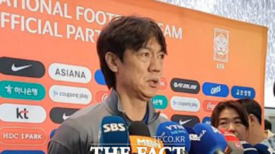 [오승혁의 '현장'] 손흥민 주장 교체는?...미국 원정길 홍명보 감독 입장