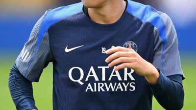 ‘PSG 홀대’ 이강인, 주전급 줄부상에도 기회 無…17세 유망주에도 밀리나?