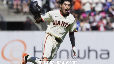 [속보] 이정후, 홈런 터졌다…추격의 시즌 8호포 ‘폭발’