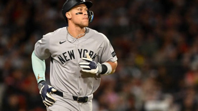 ‘미쳤다’ 애런 저지, ‘그린 몬스터’ 넘기는 대형 아치! ‘레전드’ 기록 넘었다 [SS시선집중]