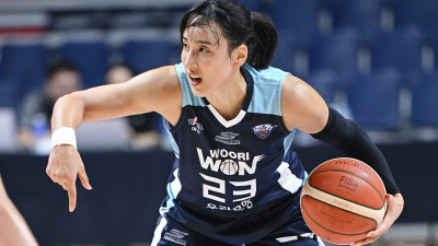 김단비 “다 이뤘단 생각에 한때 나태해져 …고꾸라져서 코트 떠날 수는 없죠”