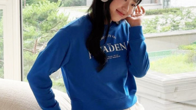 ‘삐약이’ 신유빈, 광고 촬영서 역대급 깜찍함 발산!