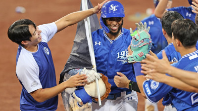 롯데 셋업맨 최준용 조기 출격을 한 방에 무너뜨린 삼성 디아즈의 대포 한 방…47호포 날린 디아즈, 나바로의 48홈런에 1개 남았다