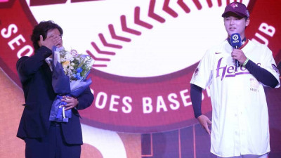 [SW포토]박준현과 울보 아빠 박석민