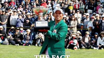 국내 남자골프의 '불편한 진실', 3연속 '남의 잔치' 어쩌나 [박호윤의 IN&OUT]