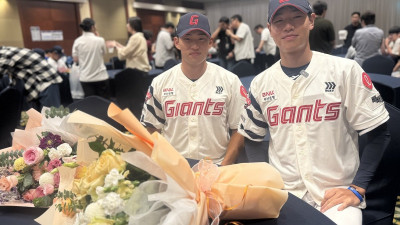 [SW현장메모] 롯데의 전략적 선택, 기대 UP…“윤성빈·한태양 선배님, 뵙고 싶어요”