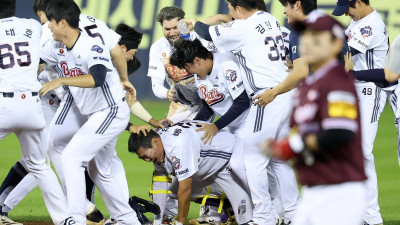 답답했던 방망이, 마지막에서야… 두산, 천신만고 끝 7연패 탈출