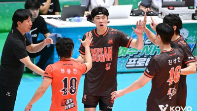 남자부 준결승 앞둔 신영철 감독 “도전하는 마음으로”, 권영민 감독 “서브 잘 들어가지 않을까 한다”[현장인터뷰]