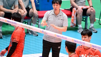 나란히 새 감독 체제 OK저축은행 vs 대한항공의 결승 맞대결, 키워드는 ‘체력’과 ‘경험’