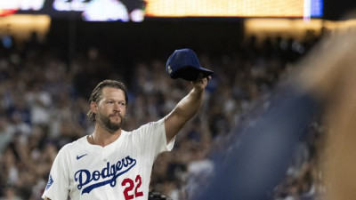 ‘전설의 마지막 홈 등판’ 커쇼, 4.1이닝 2실점 마무리→박수와 환호 속 ‘아름다운 강판’ [SS시선집중]