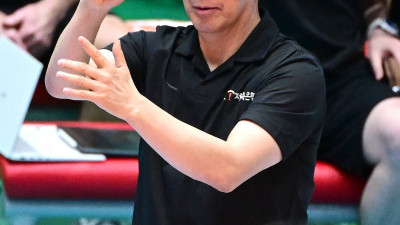 “가운데에서 전혀 화력이 없었다” 신영철 감독이 강조한 보완점