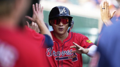 ’맞춤옷’ 입고 날아오르는 김하성, 8G 연속 안타 질주… ATL도 7연승 신바람