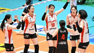 단체 ‘응원단’ 힘 받은 GS칼텍스, 풀세트 끝에 페퍼저축은행 제압[현장리뷰]