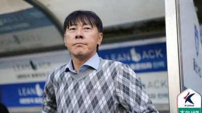 ‘충격의 5G 무승’ 신태용 감독, 안방 공개 저격 “원터치 패스해야 하는데 컨트롤하기 바빠” [현장 인터뷰]