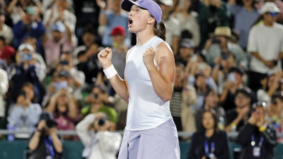 “와줘서 고마워요” 코리아오픈 챔피언 시비옹테크의 남다른 한국어 팬 서비스...“시상식을 위해 특별히 외웠다.
 내년에도 한국 또 오고파”