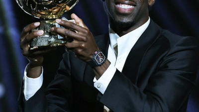 축구계 ‘금쪽이’ 환골탈태… PSG 뎀벨레, 발롱도르 들다