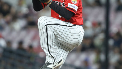 [고척 토크박스] 여러 차례 만류했지만 은퇴 결정한 KIA 홍원빈…이범호 “공부하고 싶다는데, 응원해야죠”