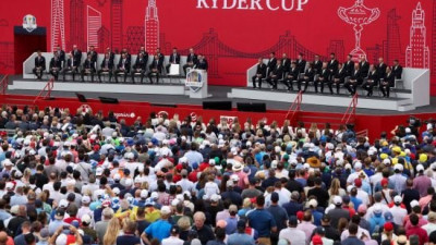 라이더컵, 폭우 예보 하루 일찍 개막식…벌써 뜨겁다