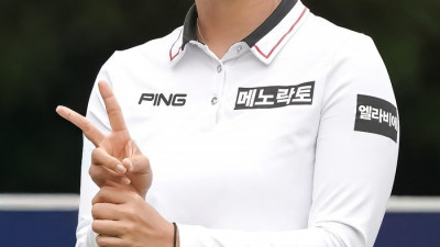 김옥빈 닮은꼴 박도영, 난도 높은 블루헤런서 버디 8방 “캐디 호흡+브룸스틱 만족”[SS 현장]