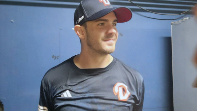 “로그의, 로그에 의한, 로그를 위한 날” 곰들이 한목소리로 외쳤다