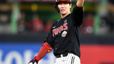 돌아온 ‘창기 神’→복귀 후 전 경기 안타+최근 10G 타율 무려 0.448 ‘미쳤다’…홍창기 “어떻게든 도움 되려고…” [SS스타]