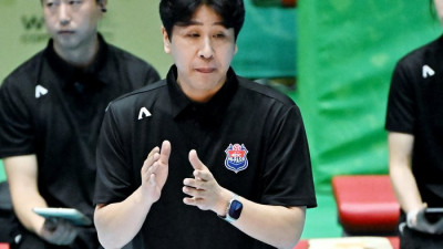 김종민 감독 “또 지면 안 된다”vs 김호철 감독 “간단하게, 집중력 있게”[현장인터뷰]