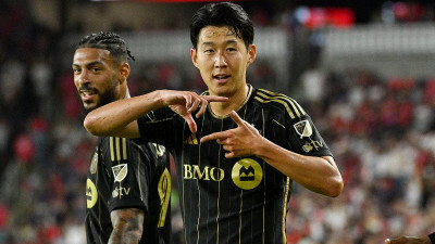 손흥민, 또 터졌다 ! … 7·8호 ‘멀티골’