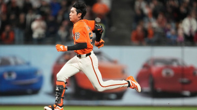 이정후, 시즌 최종전서 3안타 2타점 활약… 타율 0.266·149안타로 마무리