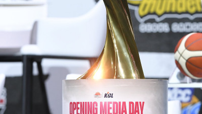 다시 뛰는 프로농구…10개 구단이 주목하는 LG&KCC