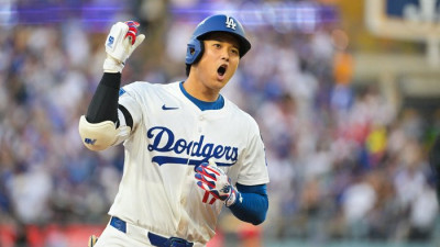 다저스 ‘진짜 강력하네’ 오타니 쾅! 시작으로 엘리+에드먼 백투백까지…‘6-0 리드’ 1차전 승리가 보인다