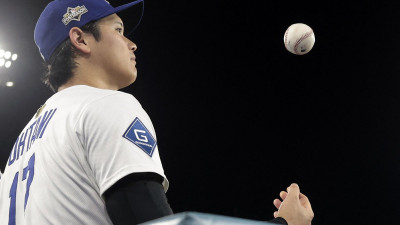 투수 오타니의 첫 가을야구 등판이 다가온다.
..MLB 최초의 50홈런-50탈삼진의 주인공 ‘이도류’ 오타니, 불펜 약한 다저스의 희망 될까