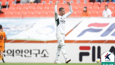 ‘조기 우승 눈앞에서’ 전북, 제주와 1-1 무승부···고춧가루 뿌린 ‘남태희 동점골’