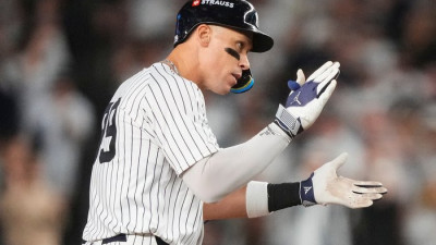 ‘1:6→6:6→9:6’ 양키스, 저지 ‘동점 스리런포’ 앞세워 토론토에 역전승…ALDS 조기 탈락 탈출