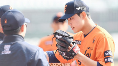 ‘9월 ERA 10.80’ 문동주에 한화도 ‘발 동동’…시즌 막판 부진, 가을야구서 극복할 수 있을까 [SS시선집중]