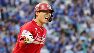 지난 겨울 생애 첫 FA→시장의 냉담함 속에 2년 최대 3억 ‘헐값’ NC 잔류→6월 SSG로 트레이드…롤러코스터 같았던 김성욱의 2025시즌, 준PO 2차전 9회 끝내기 솔로포 ‘해피엔딩’