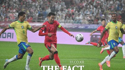 브라질 울린 일본, 브라질에 운 한국 축구...홍명보와 모리야스 '차이' [박순규의 창]